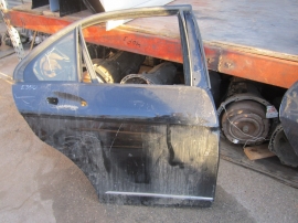 Mercedes Benz - DOOR - RBLACK